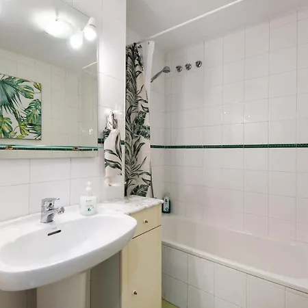 Center Location & Parking Free With Largeterrace & Bbq * Malaga