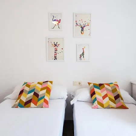 Center Location & Parking Free With Largeterrace & Bbq Malaga