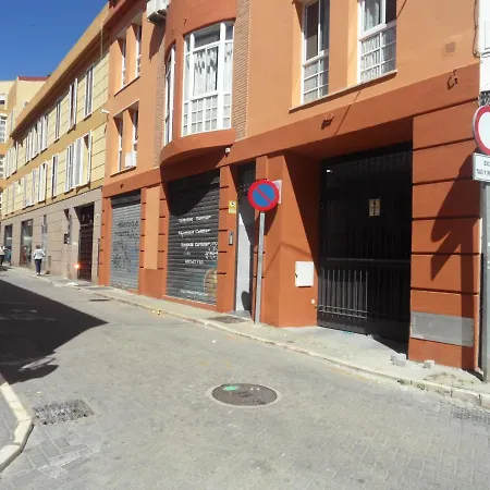 Center Location & Parking Free With Largeterrace & Bbq Appartement