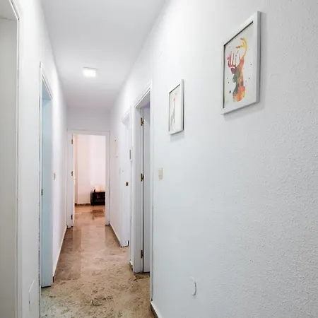 Center Location & Parking Free With Largeterrace & Bbq * Málaga